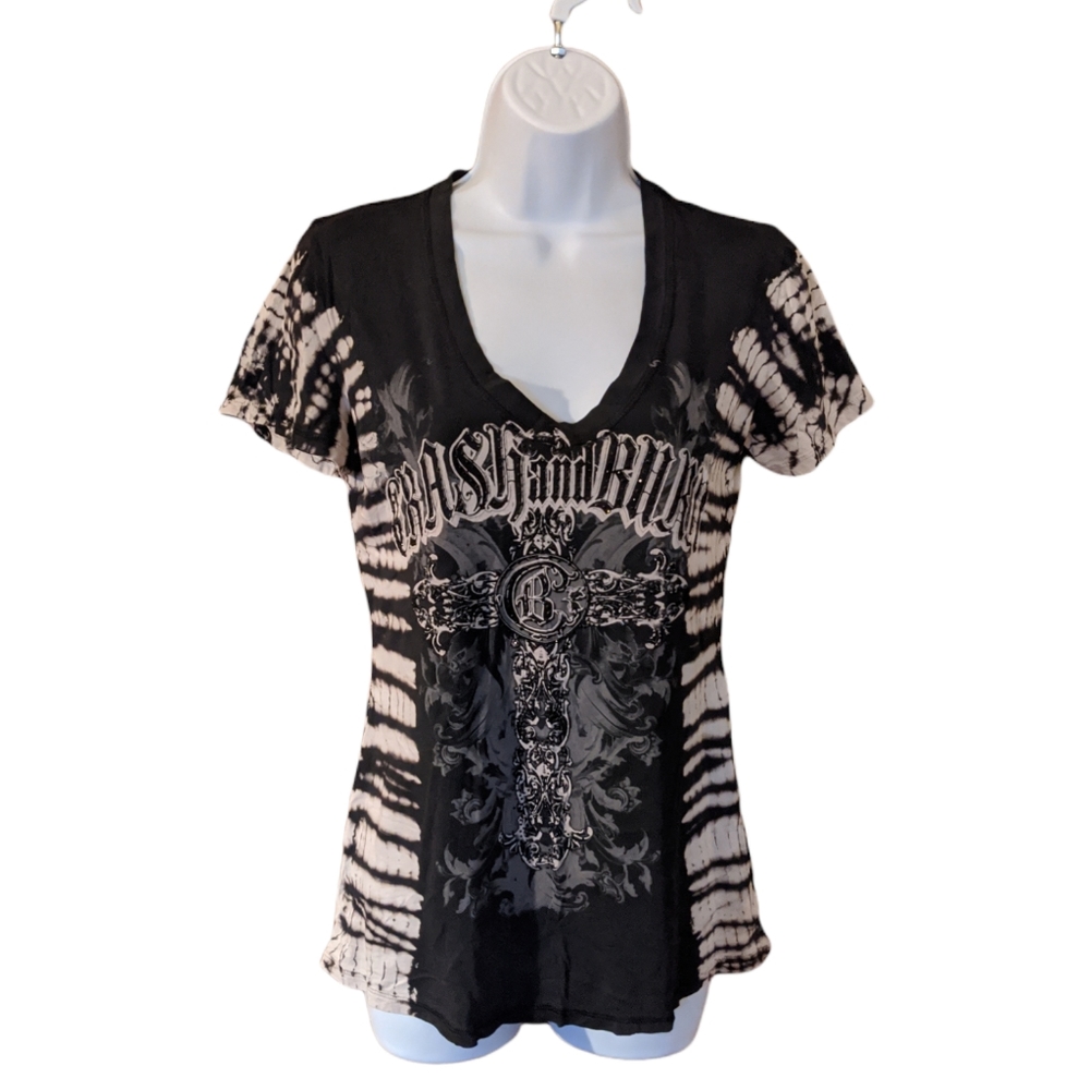 Buckle Crash & Burn Tee shirt Excellent, never worn condition Size M